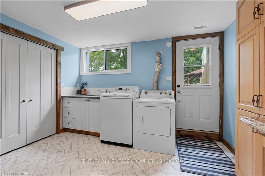 Photo 30 of 715 High Gate Park Drive, Kingston, South of Taylor-Kidd Blvd — HOMEH