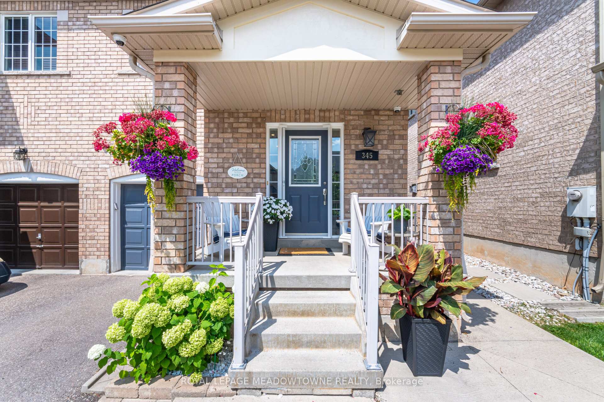 Photo 2 of 345 Bussel Crescent, Milton, Clarke — HOMEH