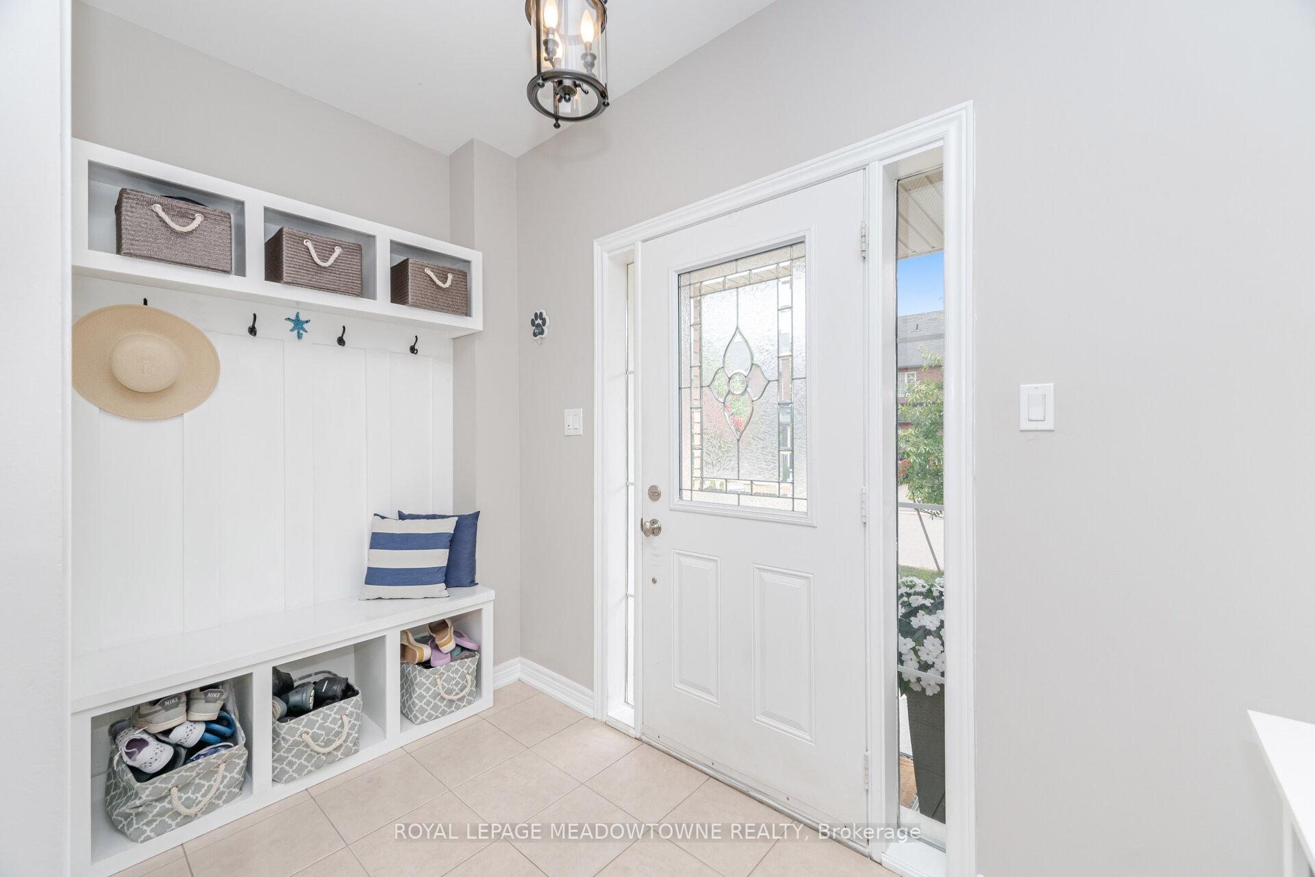 Photo 4 of 345 Bussel Crescent, Milton, Clarke — HOMEH