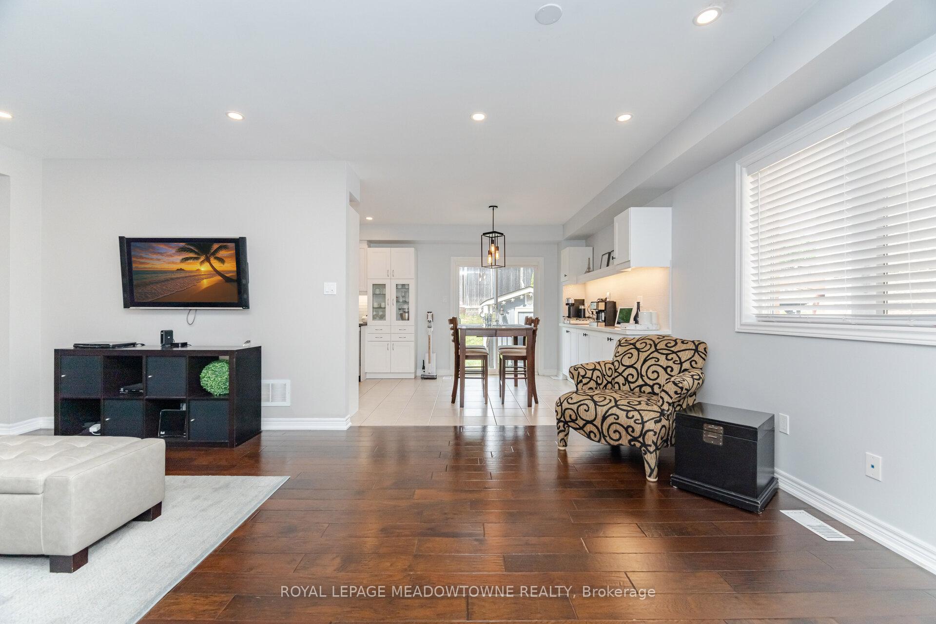 Photo 9 of 345 Bussel Crescent, Milton, Clarke — HOMEH