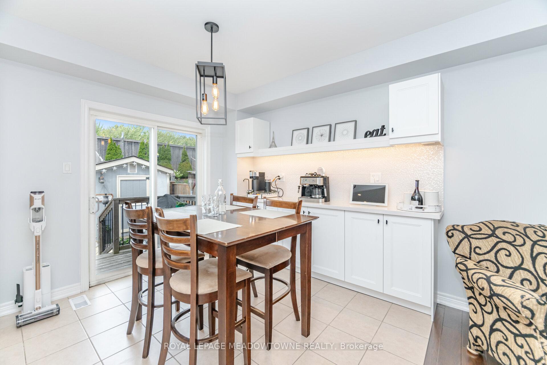 Photo 11 of 345 Bussel Crescent, Milton, Clarke — HOMEH