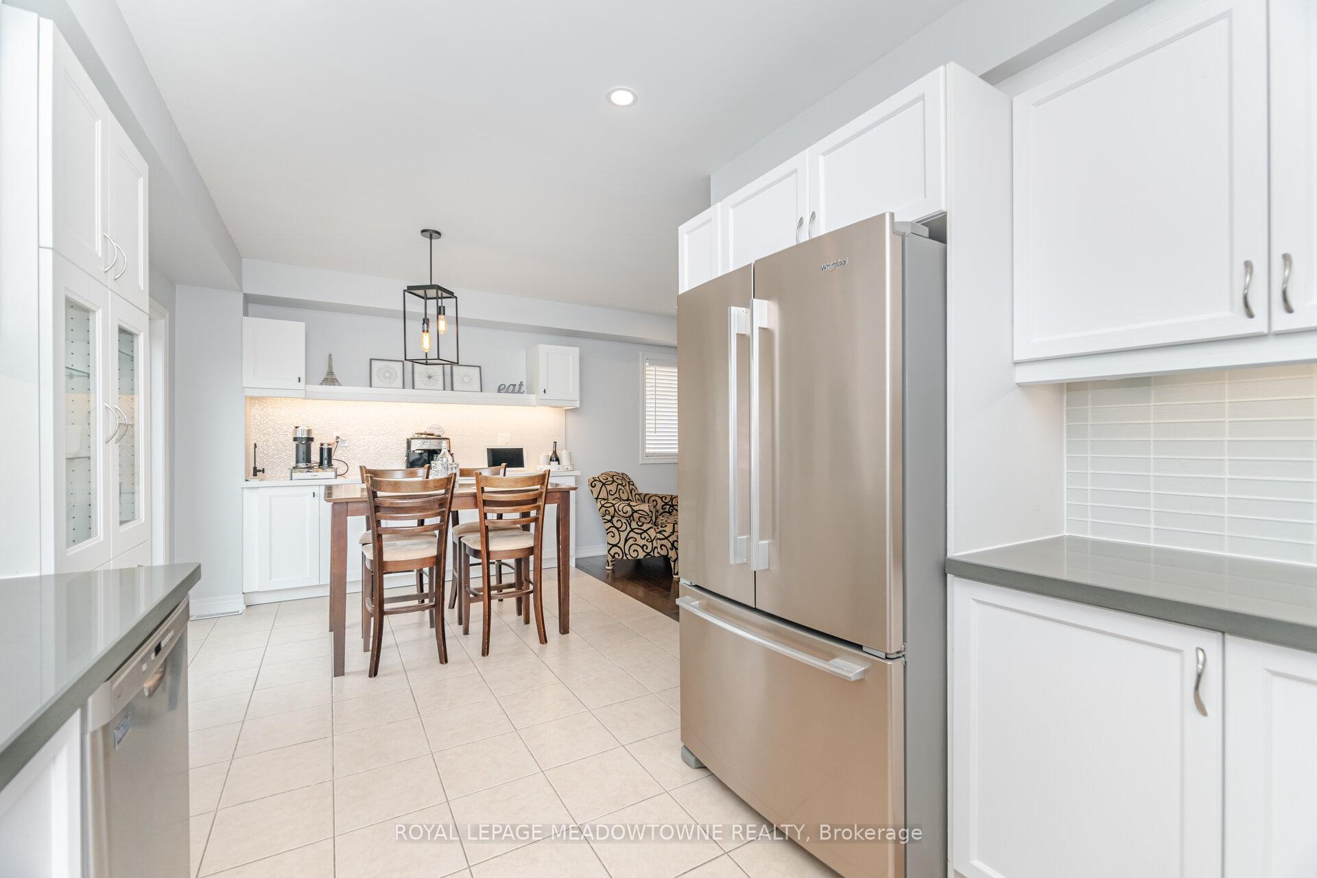 Photo 16 of 345 Bussel Crescent, Milton, Clarke — HOMEH