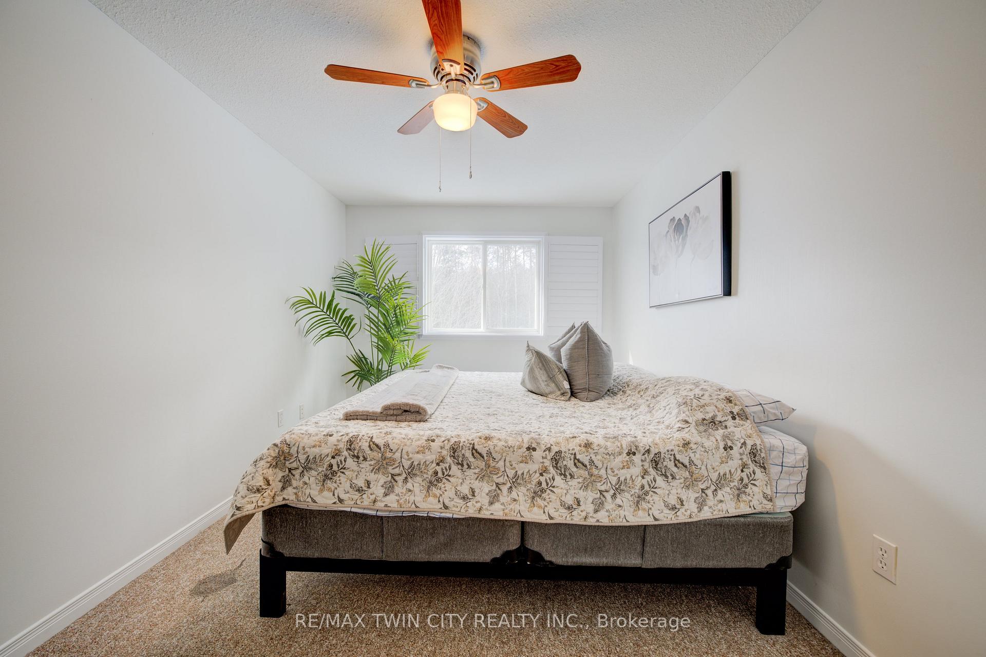 Photo 20 of 92 Rush Meadow Street, Kitchener — HOMEH