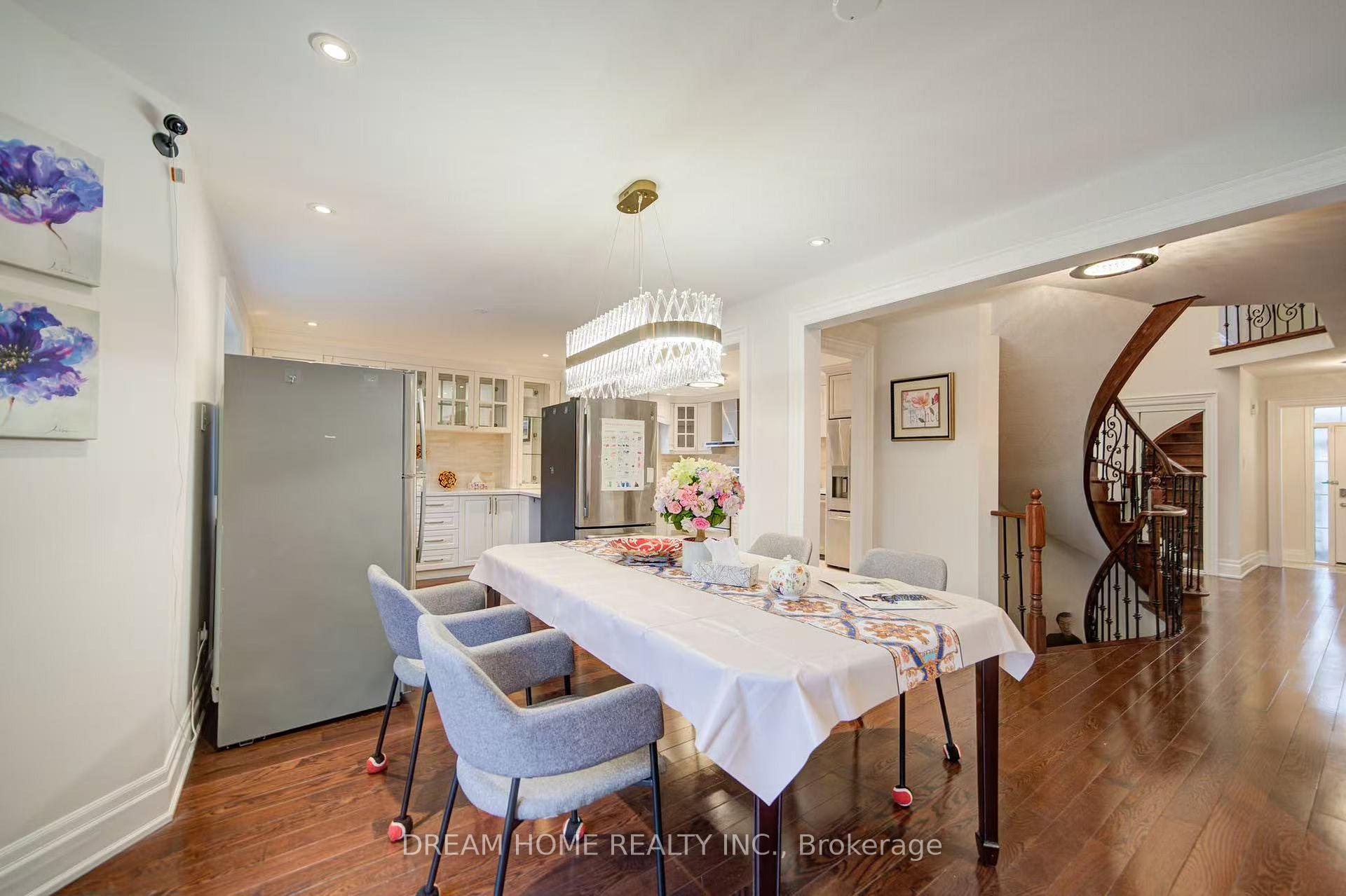 Photo 27 of Unit Room B, 3 Moses Crescent, Markham, Cachet — HOMEH