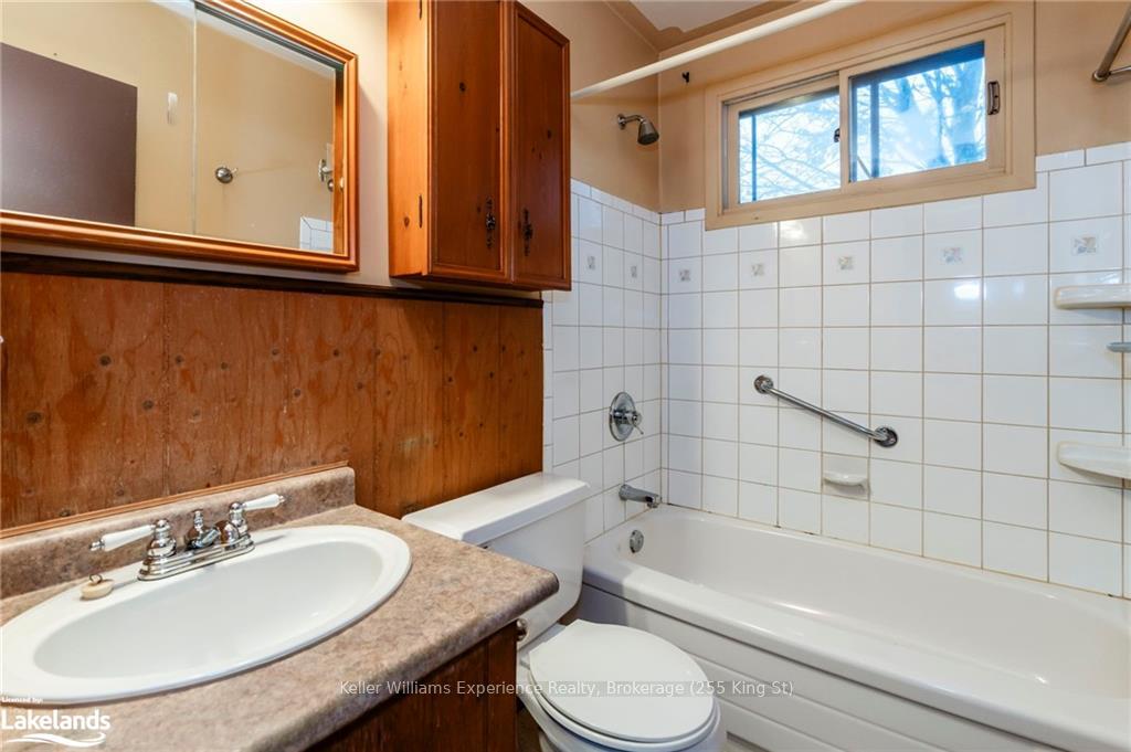 Photo 20 of 1013 Glen Bogie Crescent, Midland — HOMEH