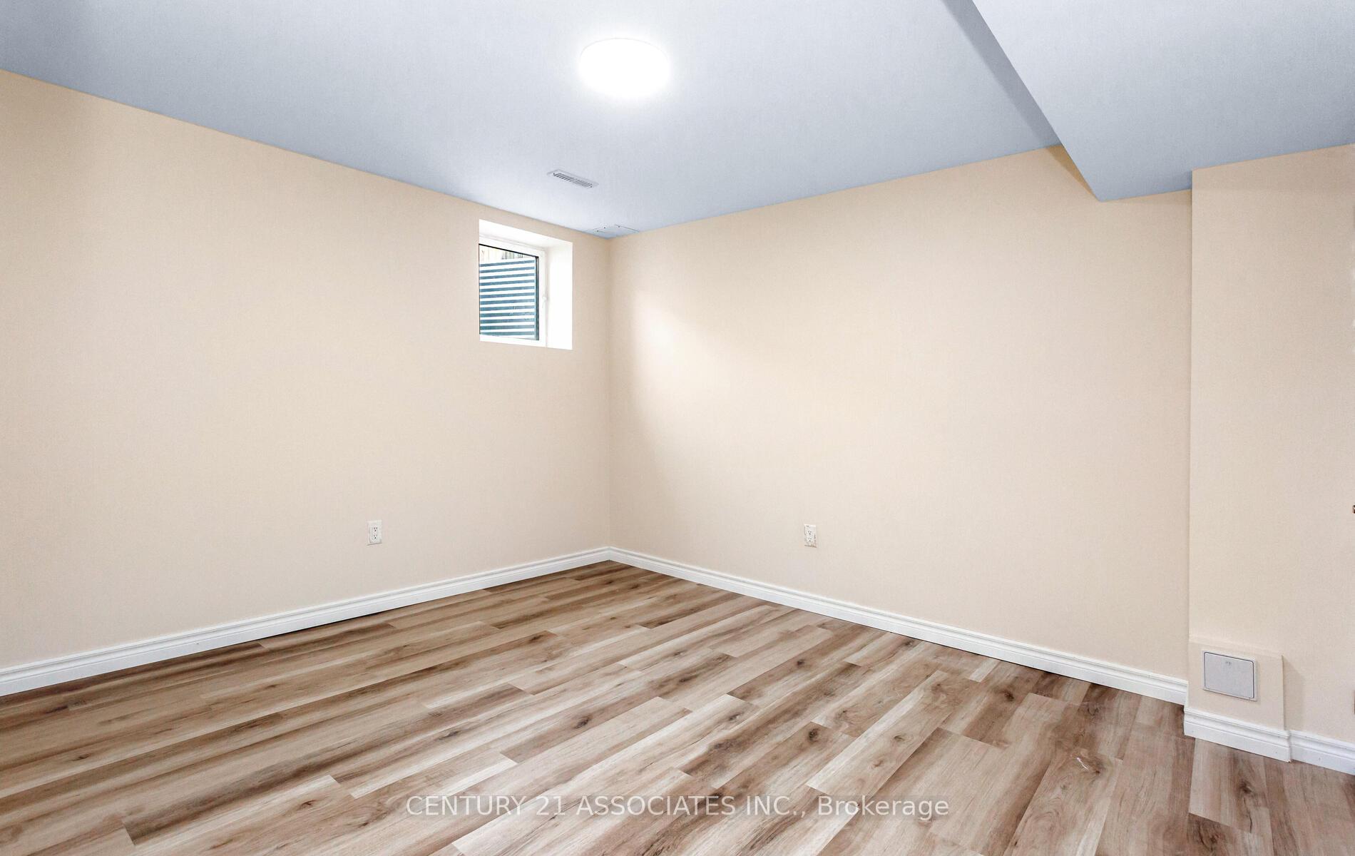 Photo 13 of Unit Basement, 261 Gleave Terrace, Milton, Harrison — HOMEH