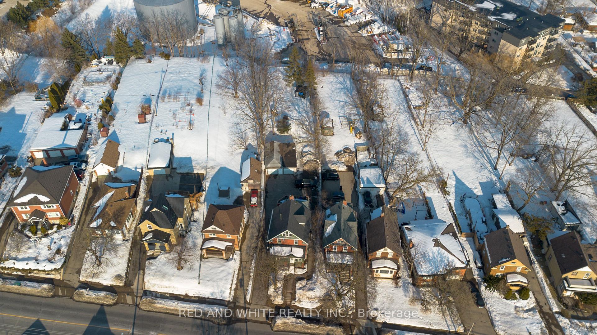 Photo 2 of 118 Lancaster Street W, Kitchener — HOMEH