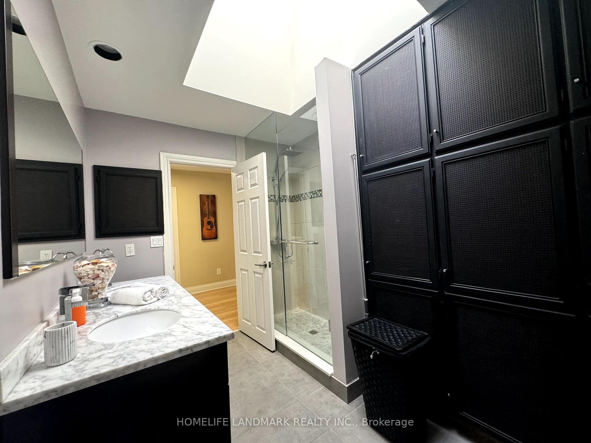 Photo 8 of 174 Steeles Avenue E, Markham, Grandview — HOMEH