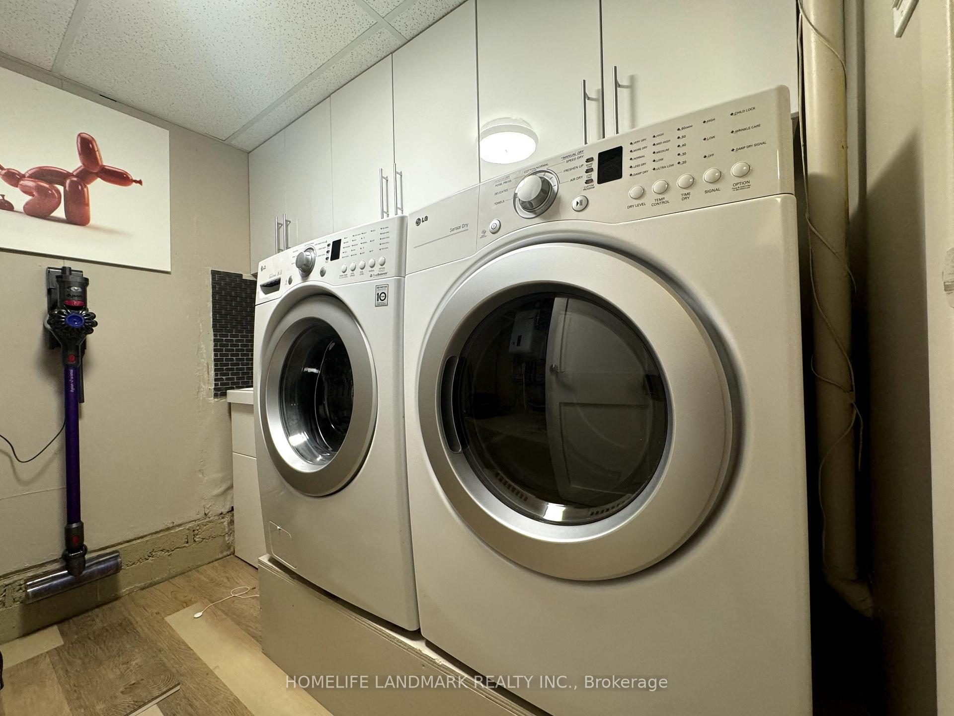 Photo 13 of 174 Steeles Avenue E, Markham, Grandview — HOMEH