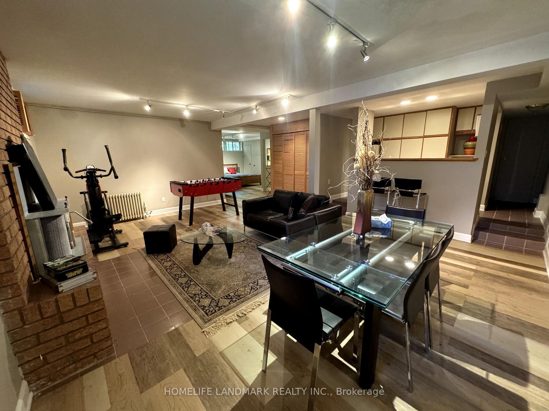 Photo 16 of 174 Steeles Avenue E, Markham, Grandview — HOMEH