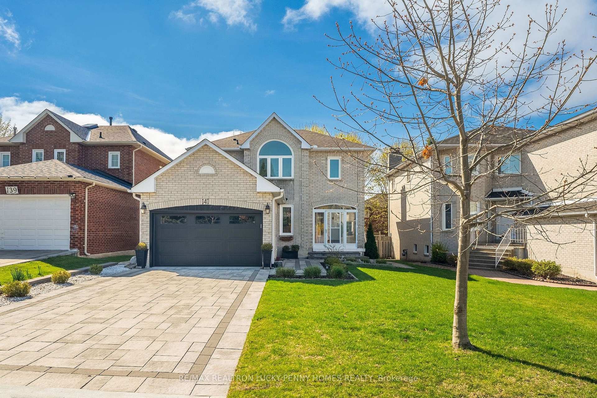 Front of 141 Tomlinson Circle