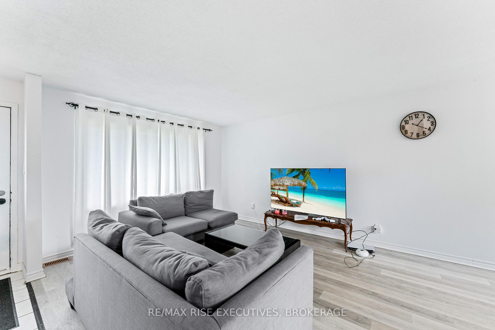 Photo 4 of 16 Limeridge Drive, Kingston, Kingston East (Incl Barret Crt) — HOMEH