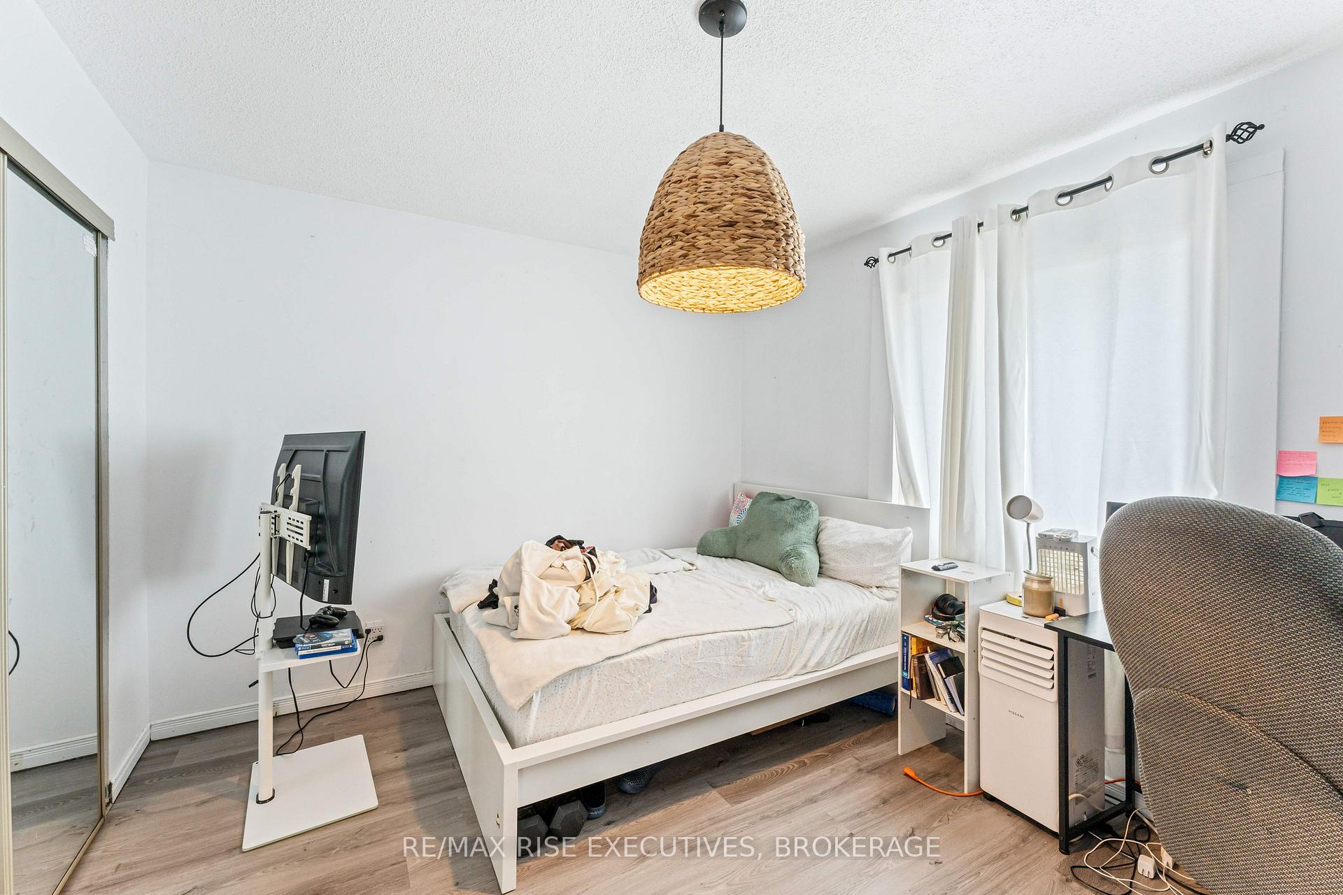 Photo 16 of 16 Limeridge Drive, Kingston, Kingston East (Incl Barret Crt) — HOMEH