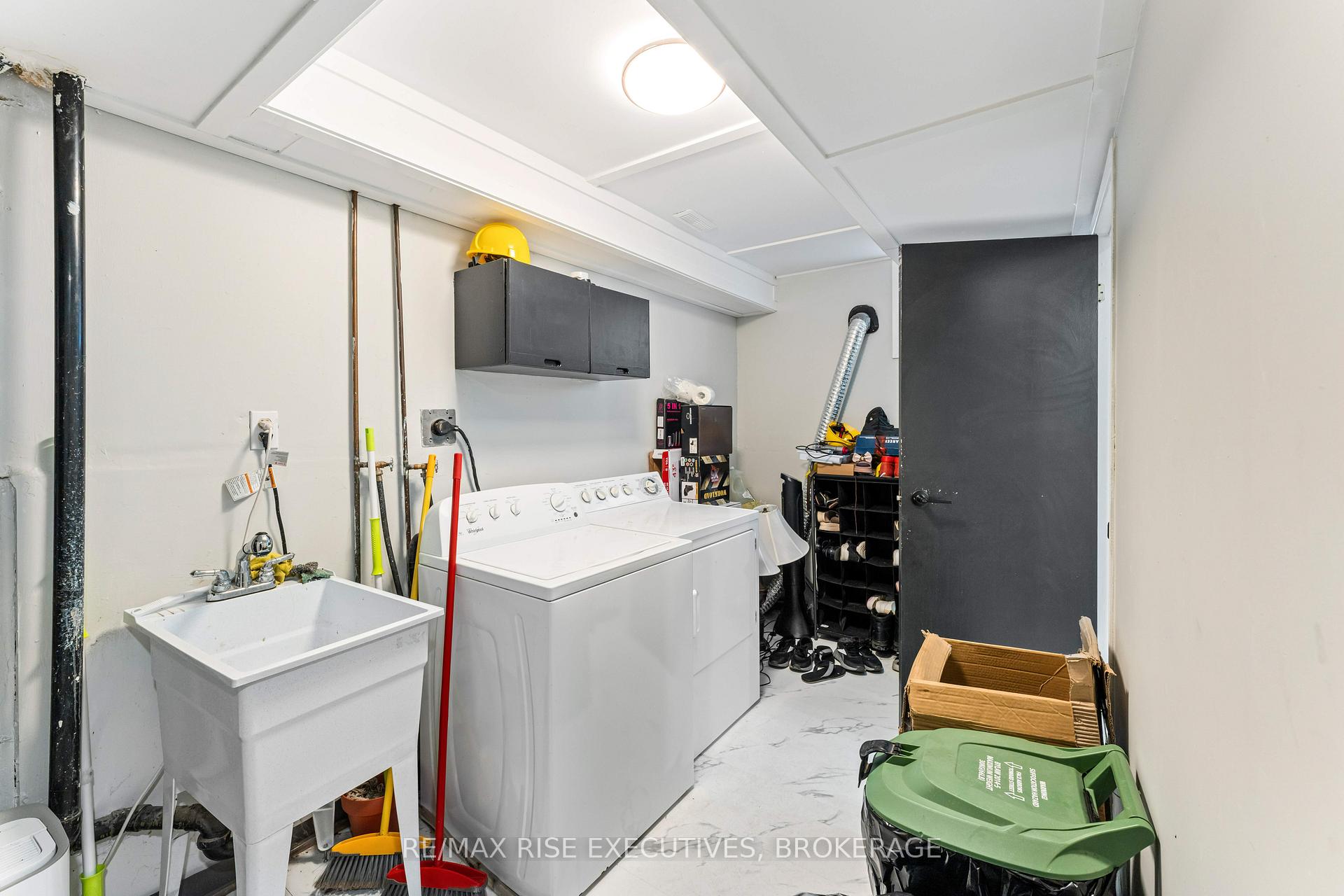 Photo 23 of 16 Limeridge Drive, Kingston, Kingston East (Incl Barret Crt) — HOMEH