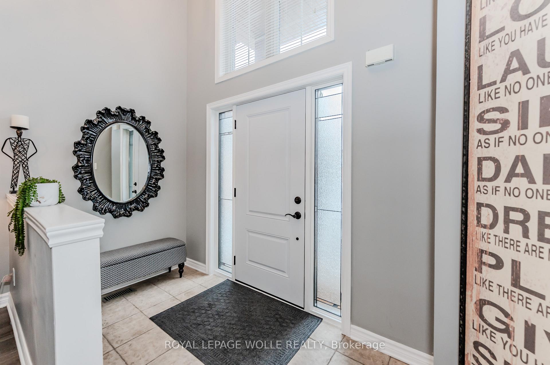 Photo 5 of 618 Doon Drive S, Kitchener — HOMEH