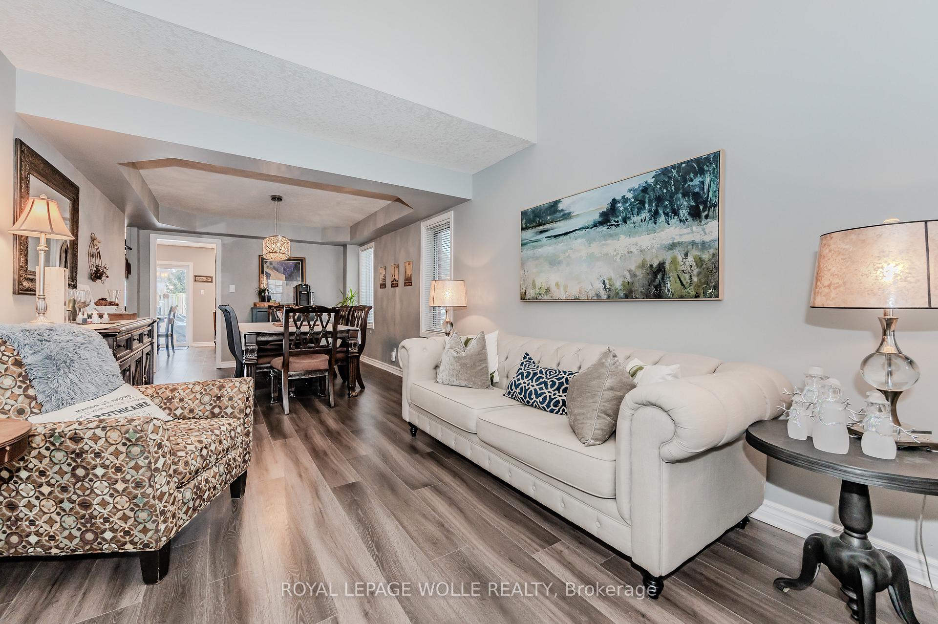 Photo 6 of 618 Doon Drive S, Kitchener — HOMEH