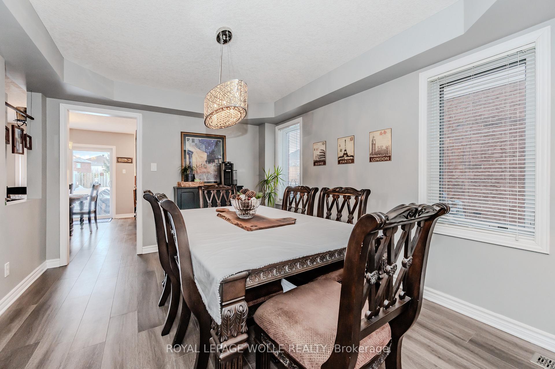 Photo 8 of 618 Doon Drive S, Kitchener — HOMEH