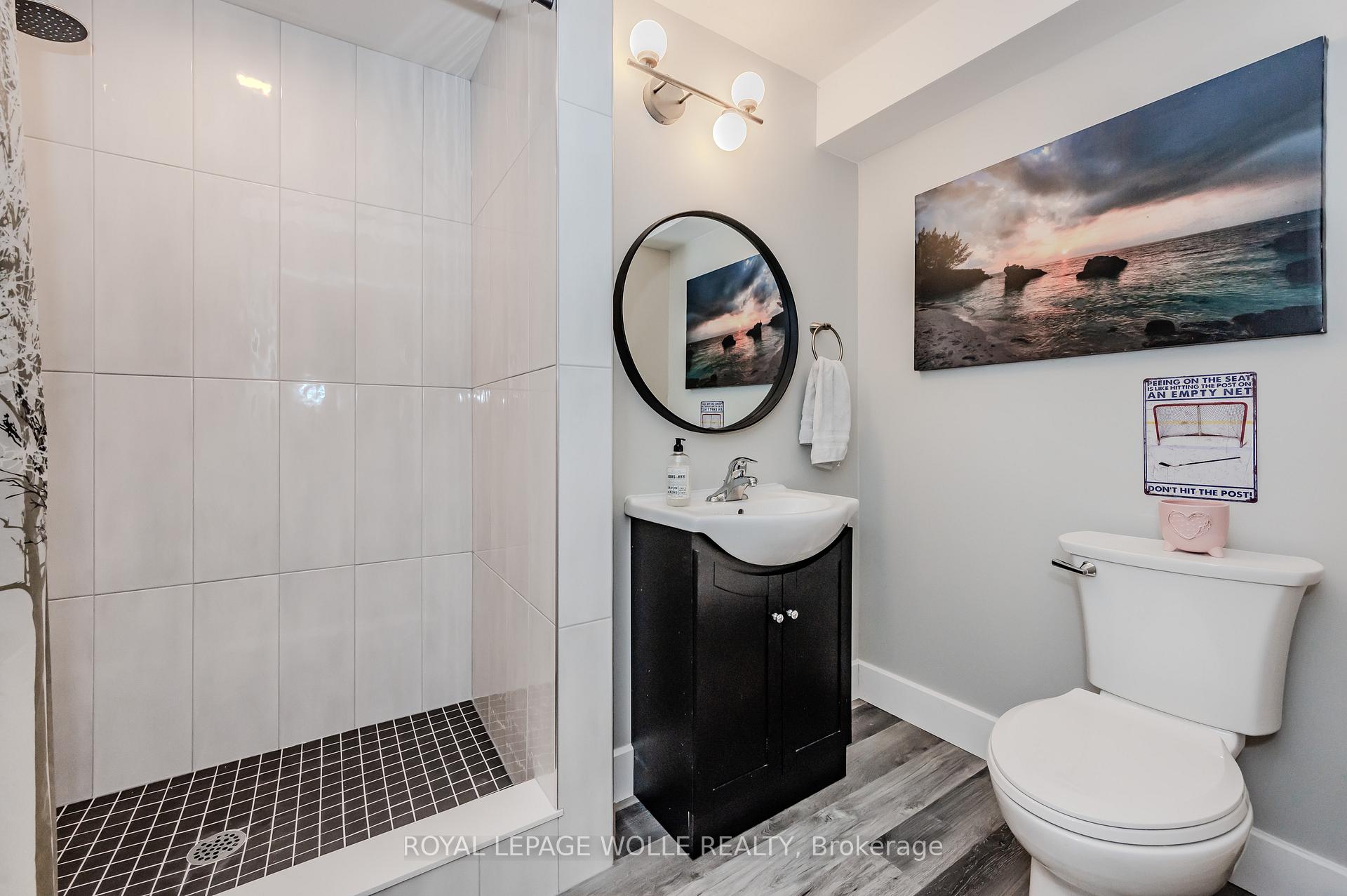 Photo 36 of 618 Doon Drive S, Kitchener — HOMEH