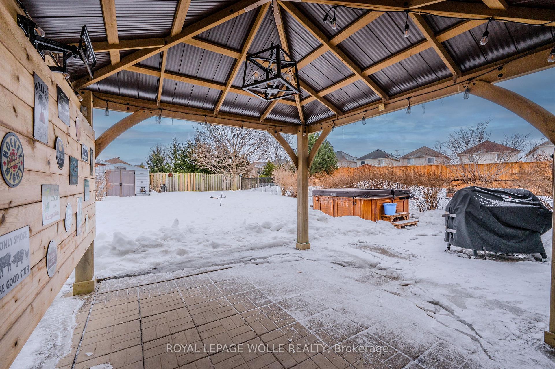 Photo 37 of 618 Doon Drive S, Kitchener — HOMEH