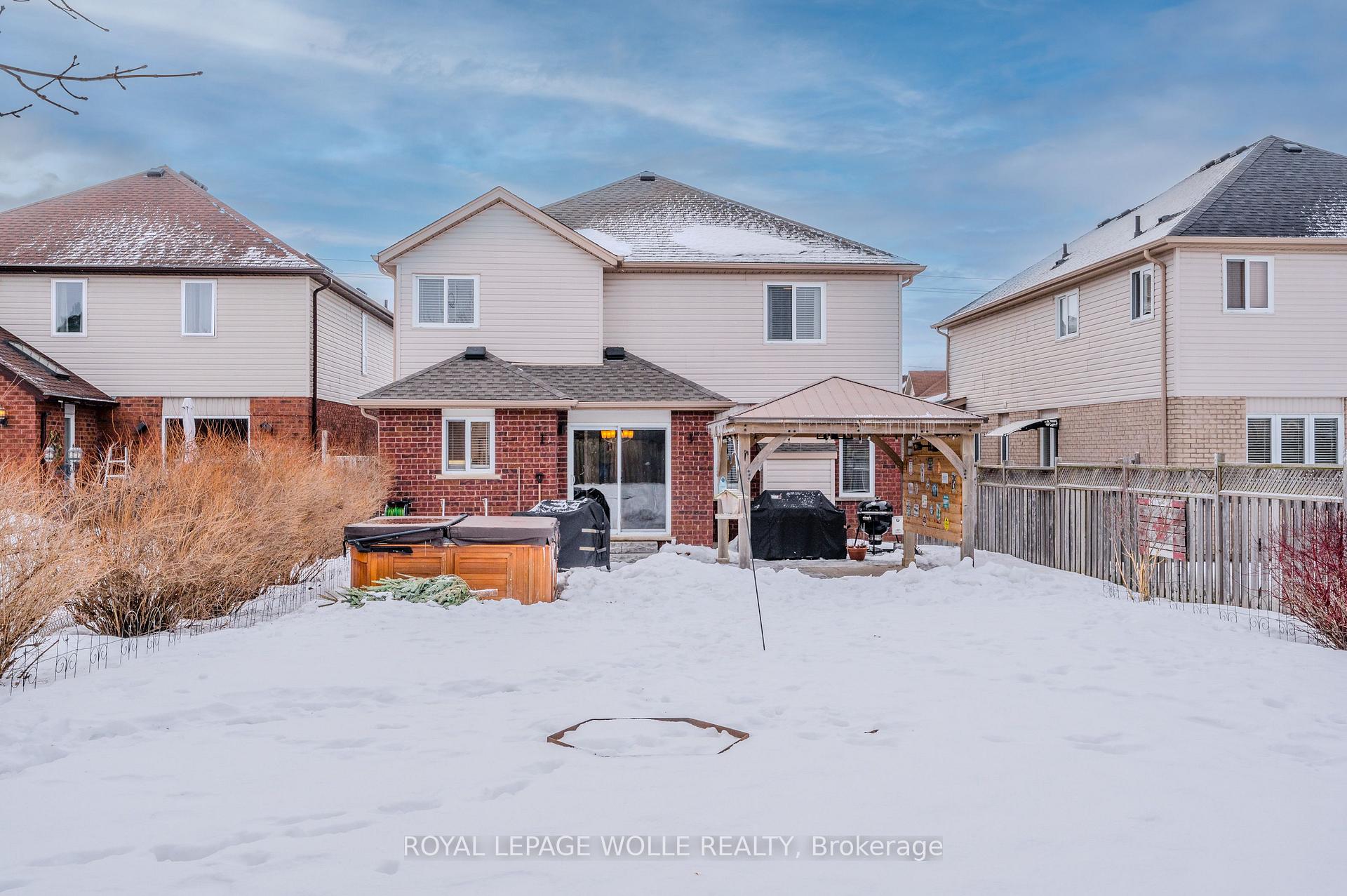 Photo 38 of 618 Doon Drive S, Kitchener — HOMEH