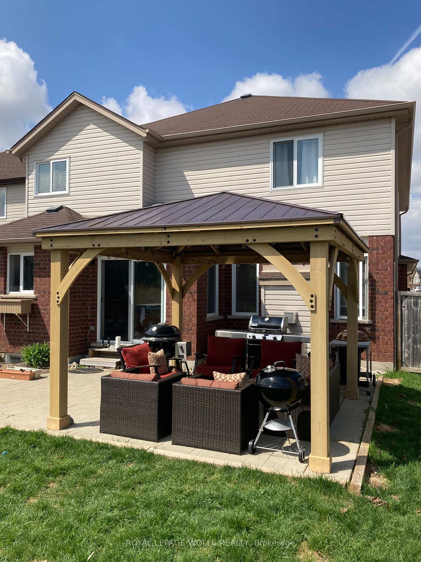 Photo 42 of 618 Doon Drive S, Kitchener — HOMEH