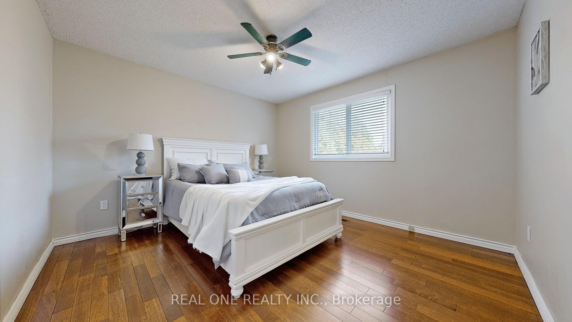 Photo 26 of 35 Aitken Circle, Markham, Unionville — HOMEH