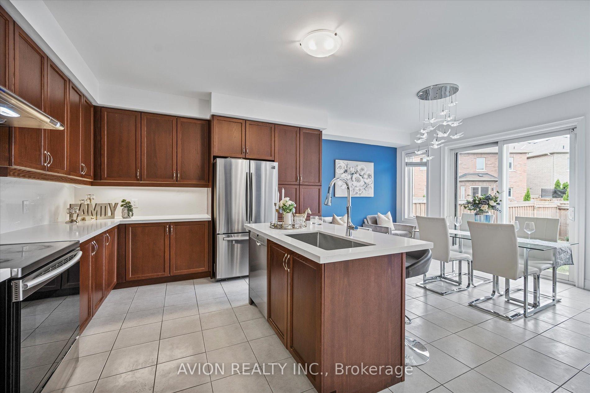 Photo 12 of 264 Belmore Court, Milton, Ford — HOMEH