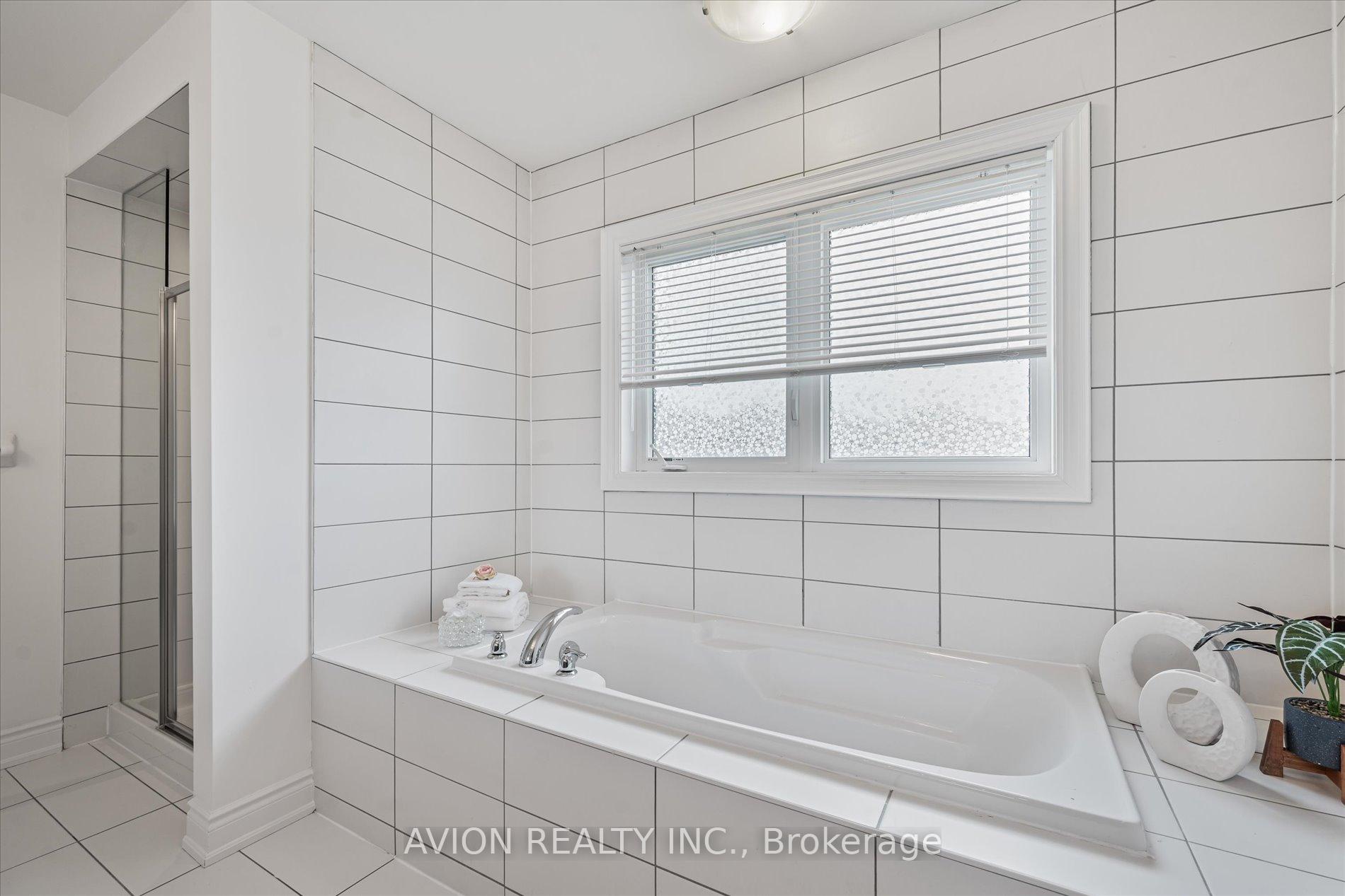 Photo 24 of 264 Belmore Court, Milton, Ford — HOMEH