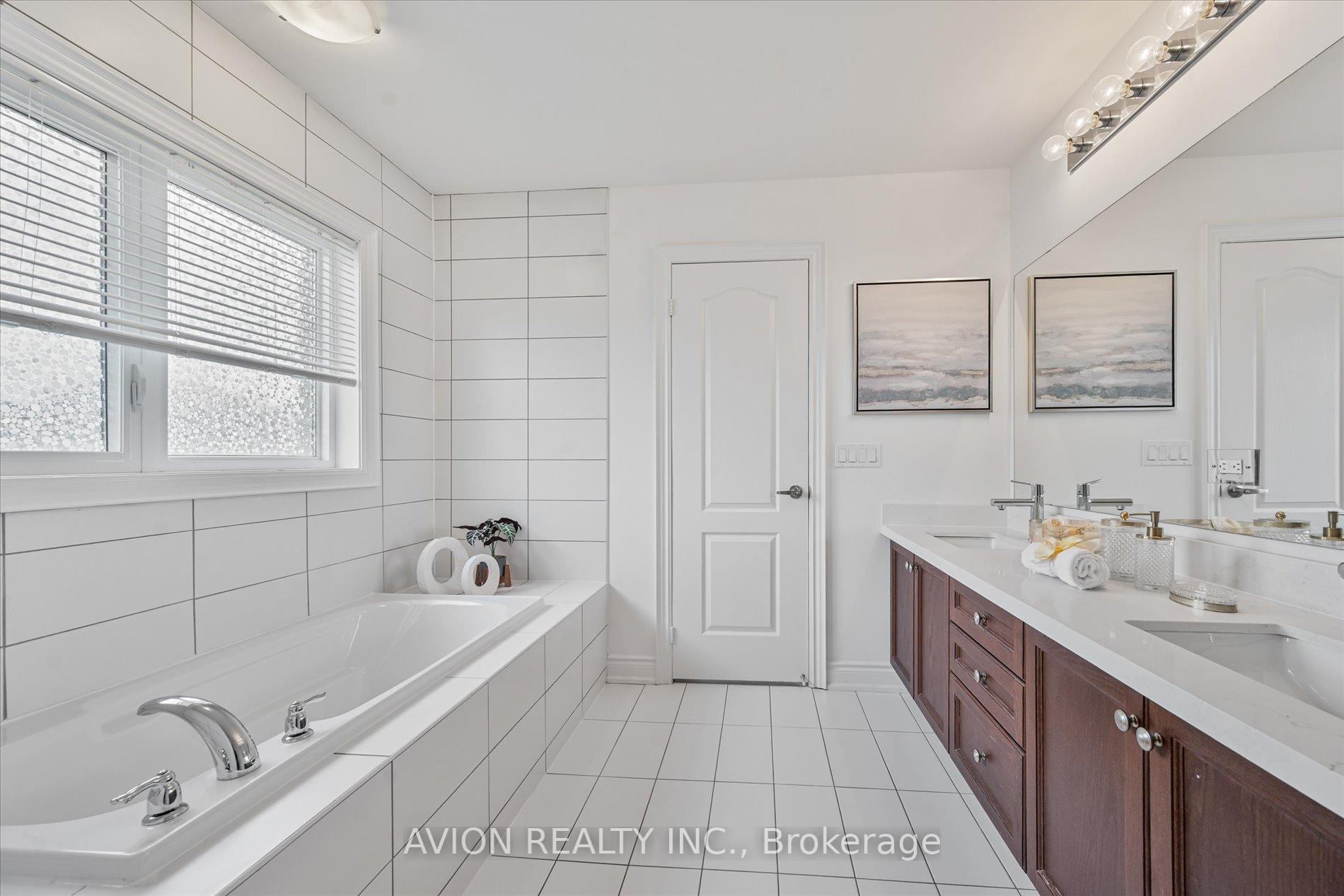 Photo 25 of 264 Belmore Court, Milton, Ford — HOMEH