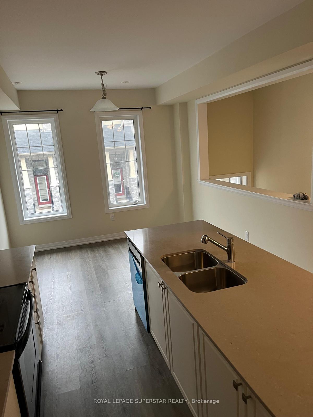 Photo 6 of Unit 74, 185 Bedrock Drive, Hamilton, Stoney Creek — HOMEH