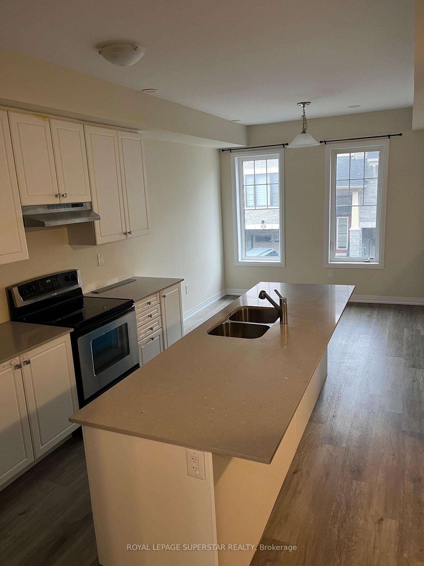 Photo 7 of Unit 74, 185 Bedrock Drive, Hamilton, Stoney Creek — HOMEH