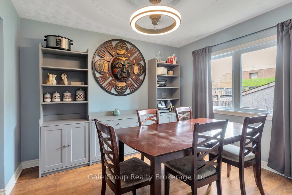 Photo 7 of 148 Rolling Meadows Drive, Kitchener, Forest Heights — HOMEH