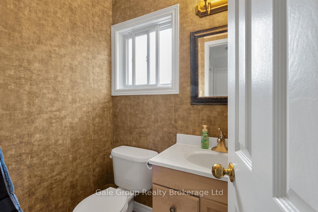 Photo 11 of 148 Rolling Meadows Drive, Kitchener, Forest Heights — HOMEH