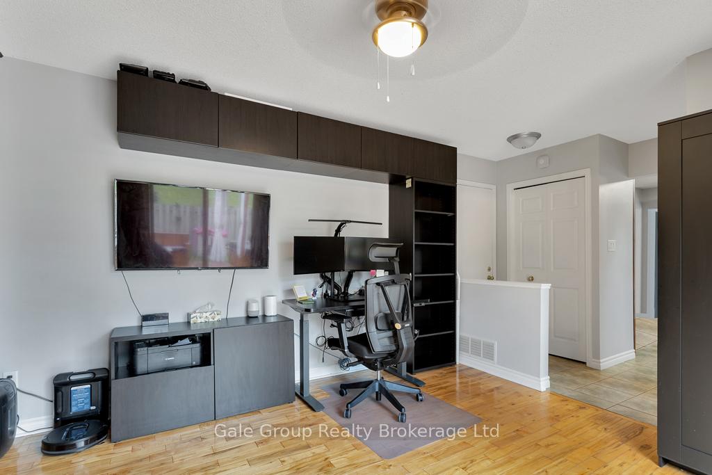 Photo 13 of 148 Rolling Meadows Drive, Kitchener, Forest Heights — HOMEH