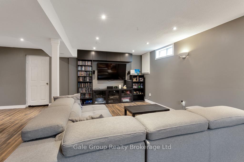 Photo 20 of 148 Rolling Meadows Drive, Kitchener, Forest Heights — HOMEH
