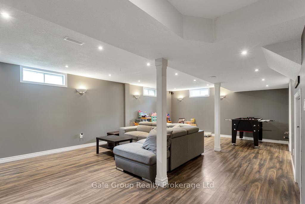 Photo 22 of 148 Rolling Meadows Drive, Kitchener, Forest Heights — HOMEH