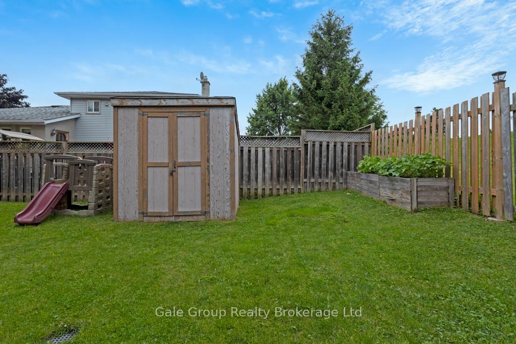 Photo 29 of 148 Rolling Meadows Drive, Kitchener, Forest Heights — HOMEH