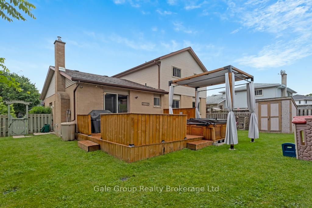 Photo 30 of 148 Rolling Meadows Drive, Kitchener, Forest Heights — HOMEH