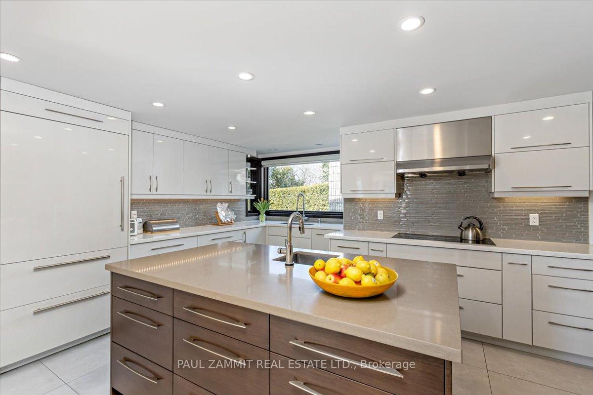 Photo 5 of 162 Bayview Fairways Drive, Markham, Bayview Fairway-Bayview Country Club Estates — HOMEH