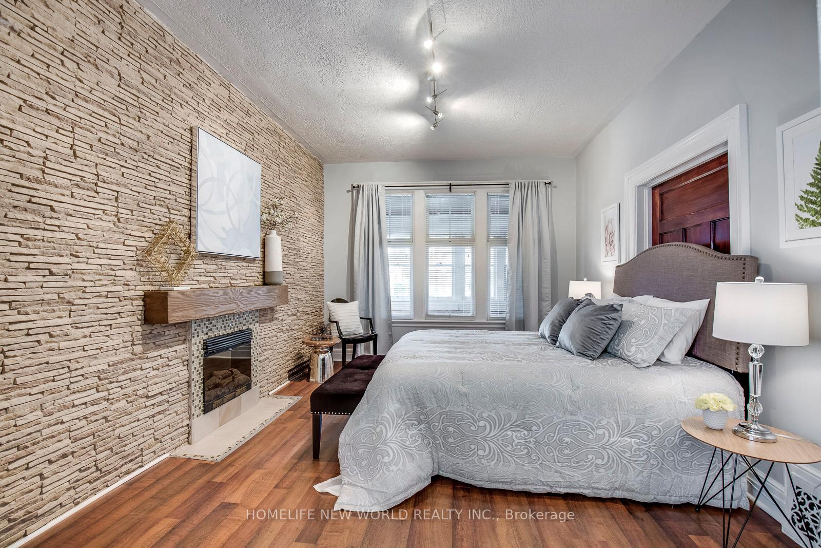 Photo 6 of Unit 1, 27 Garfield Avenue S, Hamilton, Stipley — HOMEH