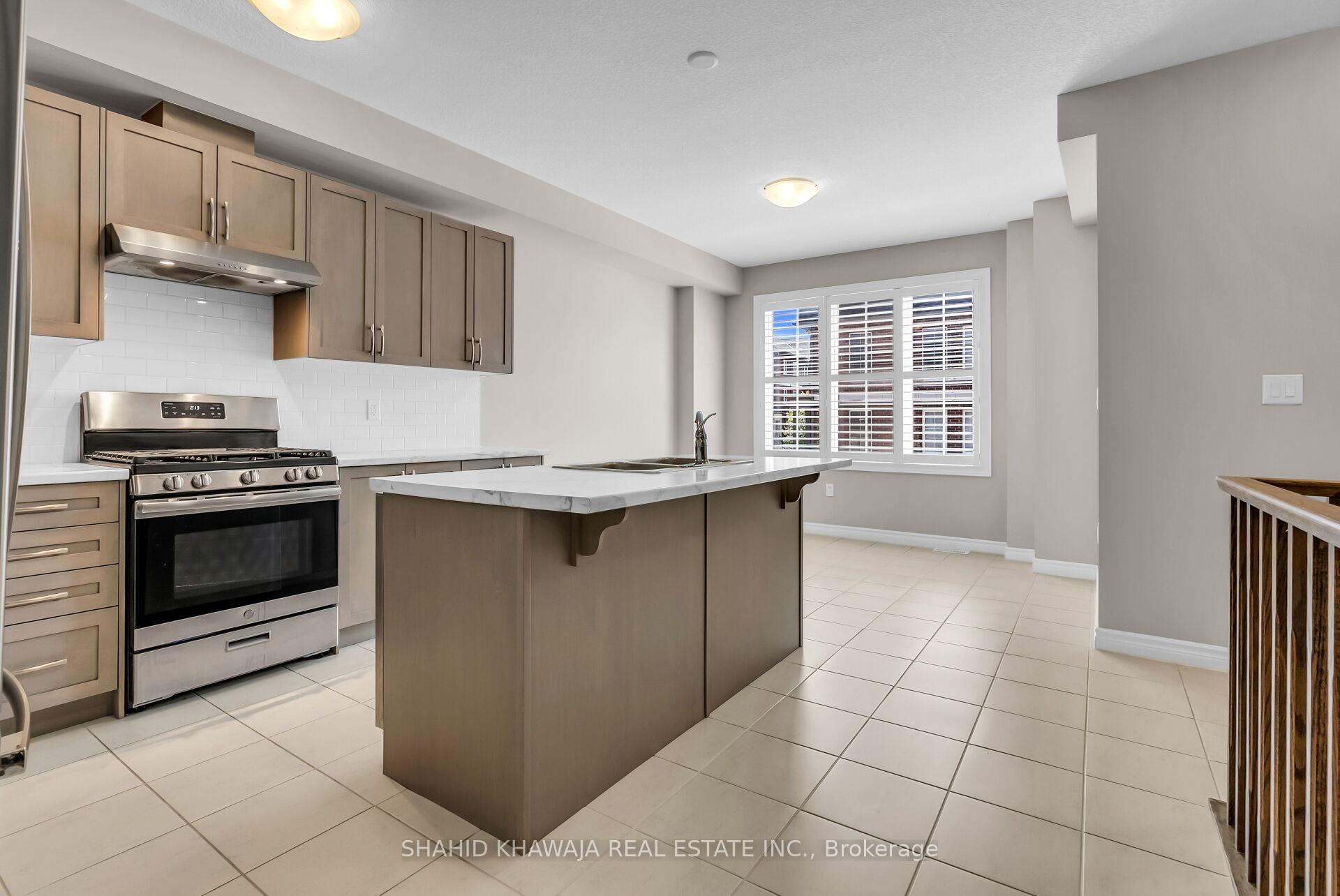 Photo 13 of Unit Unit 23, 445 Ontario Street S, Milton, Timberlea — HOMEH