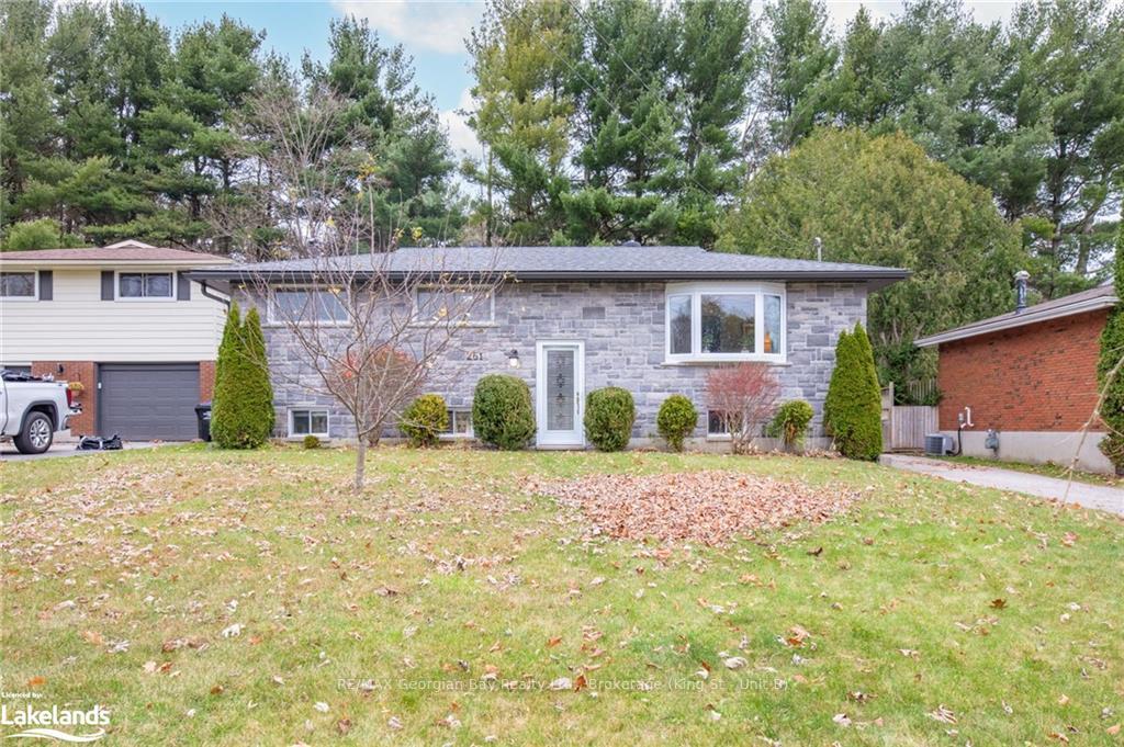 Photo 2 of 261 Castle Road, Midland — HOMEH