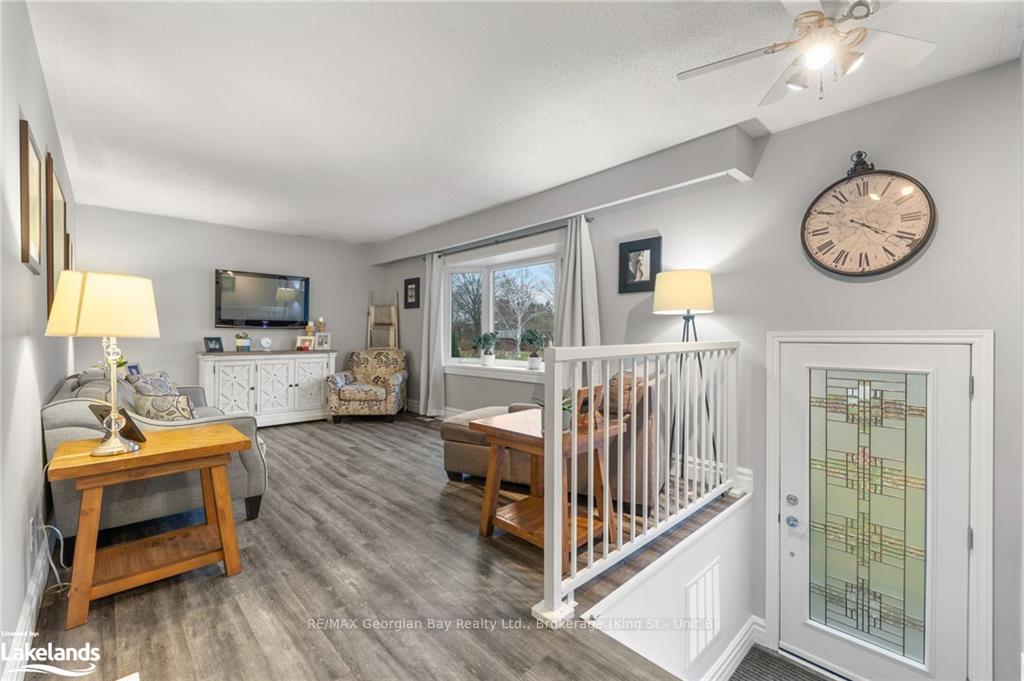 Photo 3 of 261 Castle Road, Midland — HOMEH