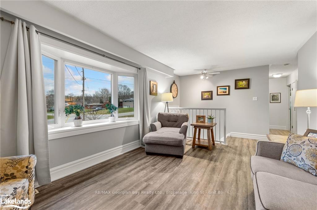 Photo 4 of 261 Castle Road, Midland — HOMEH
