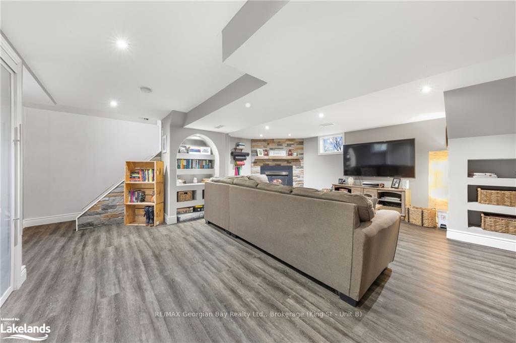 Photo 17 of 261 Castle Road, Midland — HOMEH