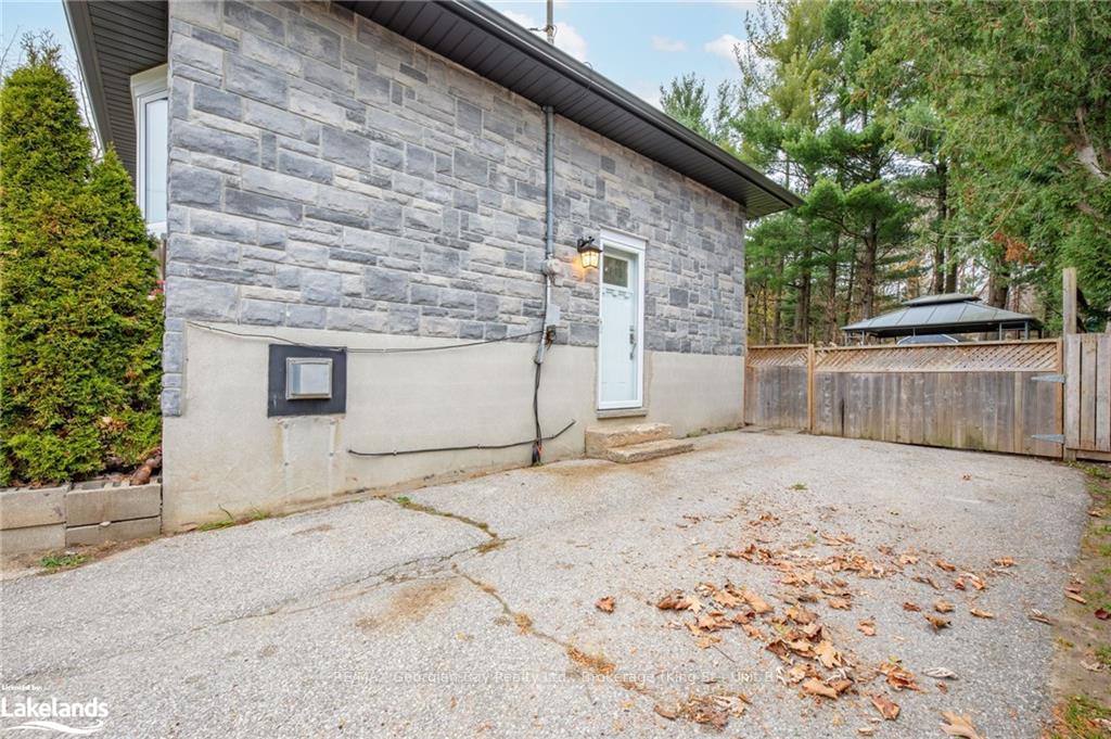 Photo 24 of 261 Castle Road, Midland — HOMEH