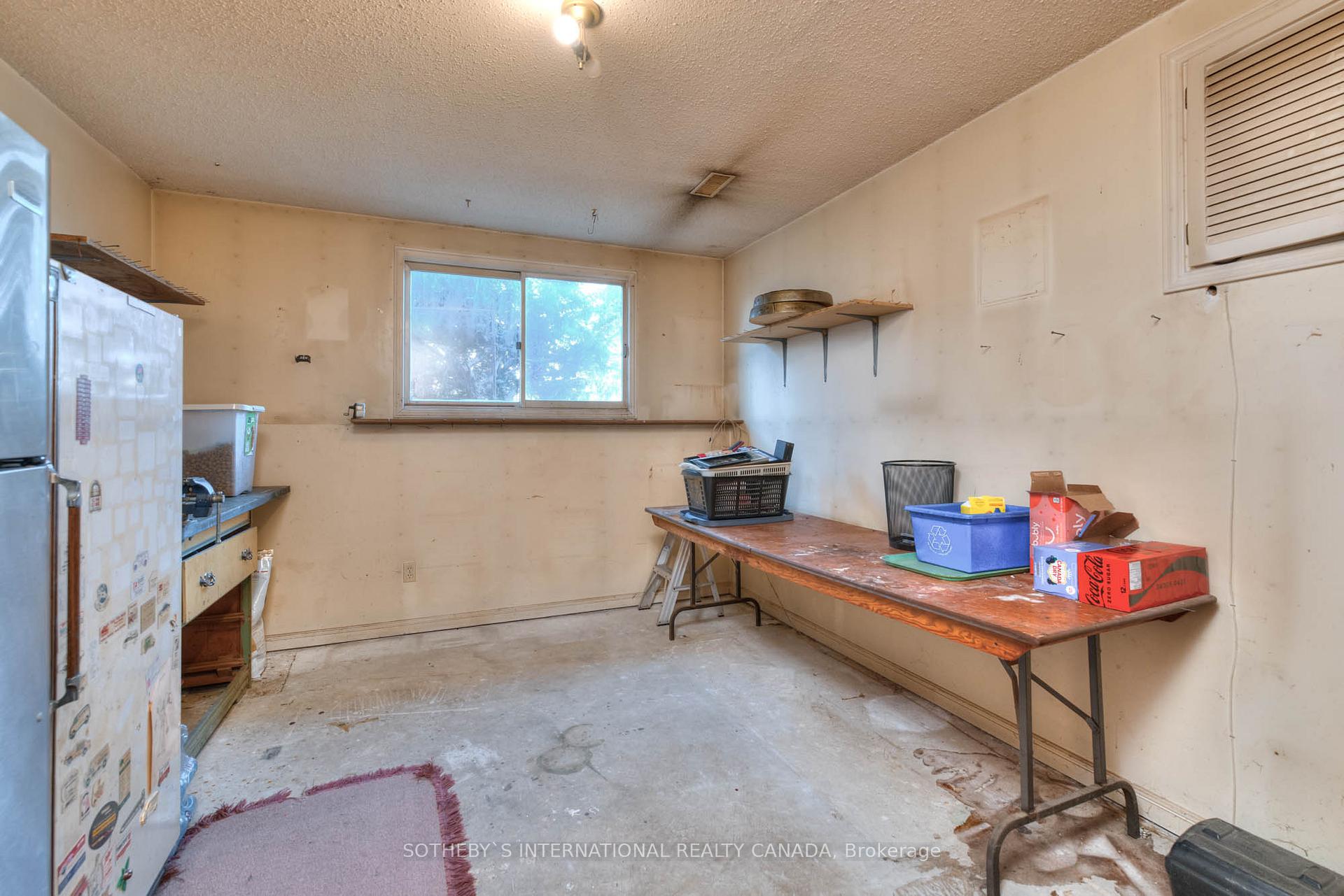 Photo 21 of 223 Southwood Drive, Kitchener — HOMEH