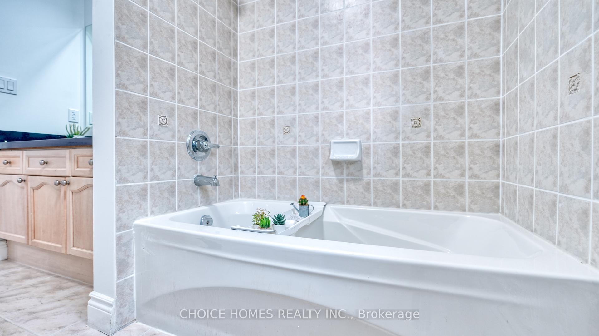 Photo 34 of 712 Hood Terrace, Milton, Coates — HOMEH