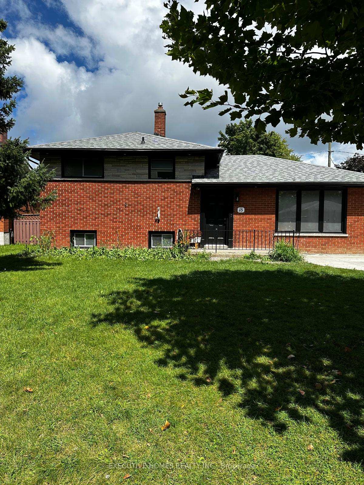 Front of 18 Silverdale Crescent