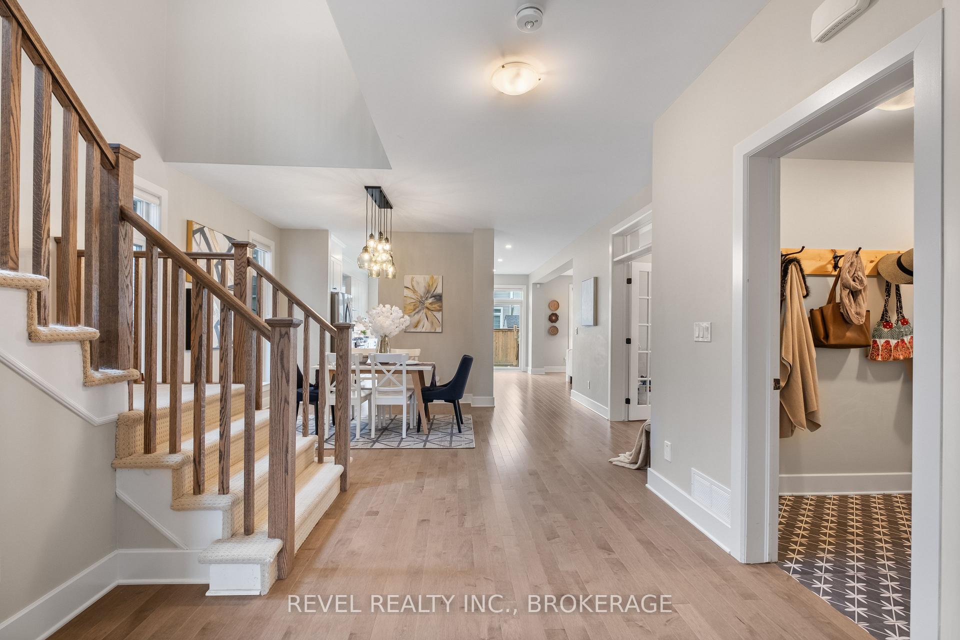 Photo 6 of 709 Riverview Way, Kingston, Kingston East (Incl Barret Crt) — HOMEH